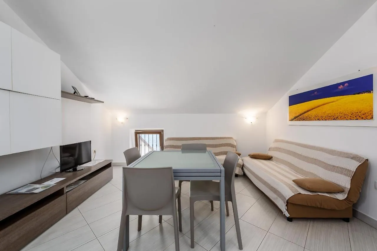 Apartments Dante Umag