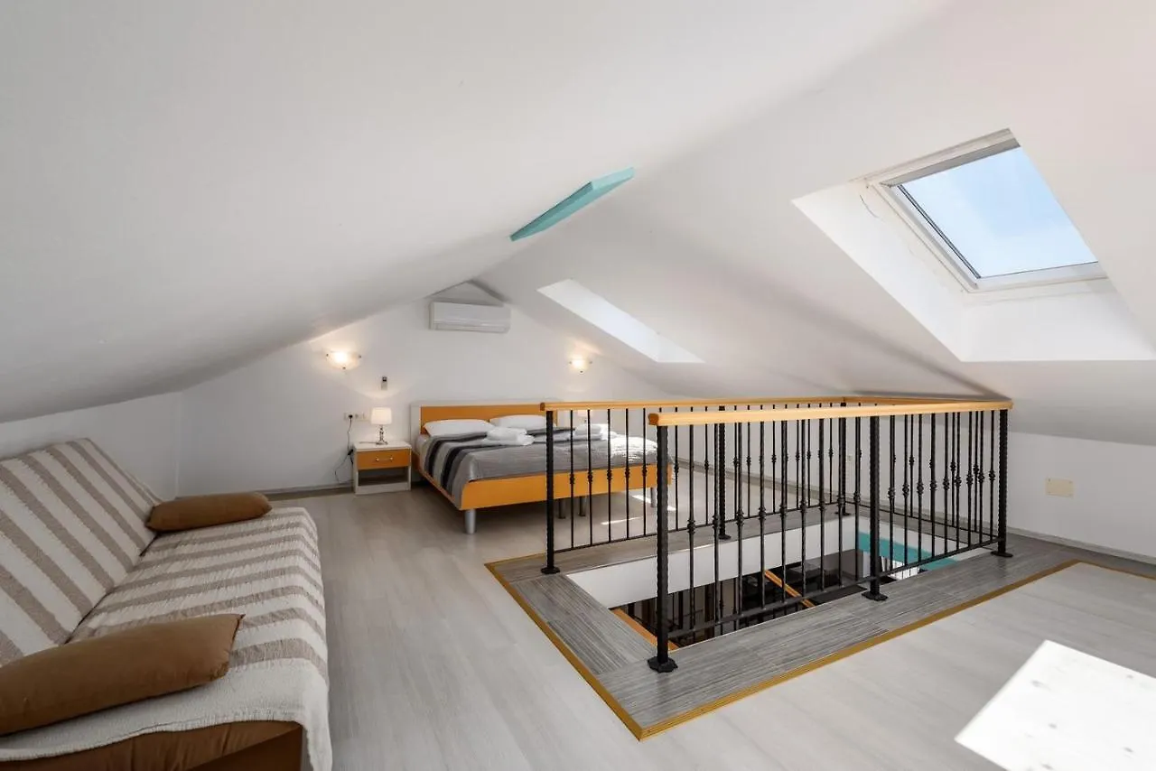 Apartments Dante Umag